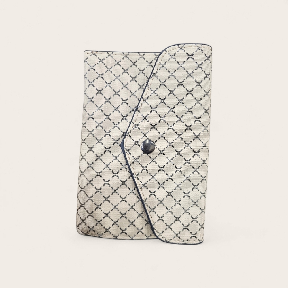 Nine West White and Black Patterned Wallet